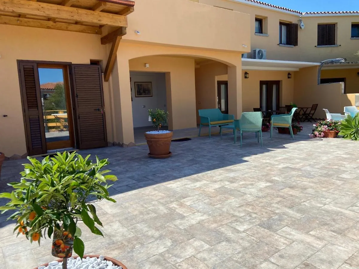 Couette-café B&B Pettirosso San Teodoro  Italie