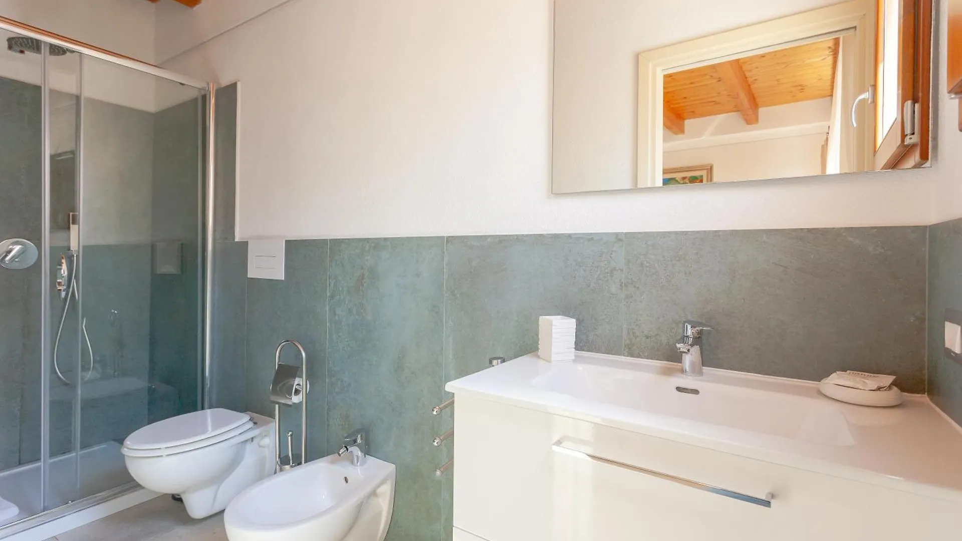 B&B Pettirosso San Teodoro 0*, San Teodoro (Sardinia) Italy