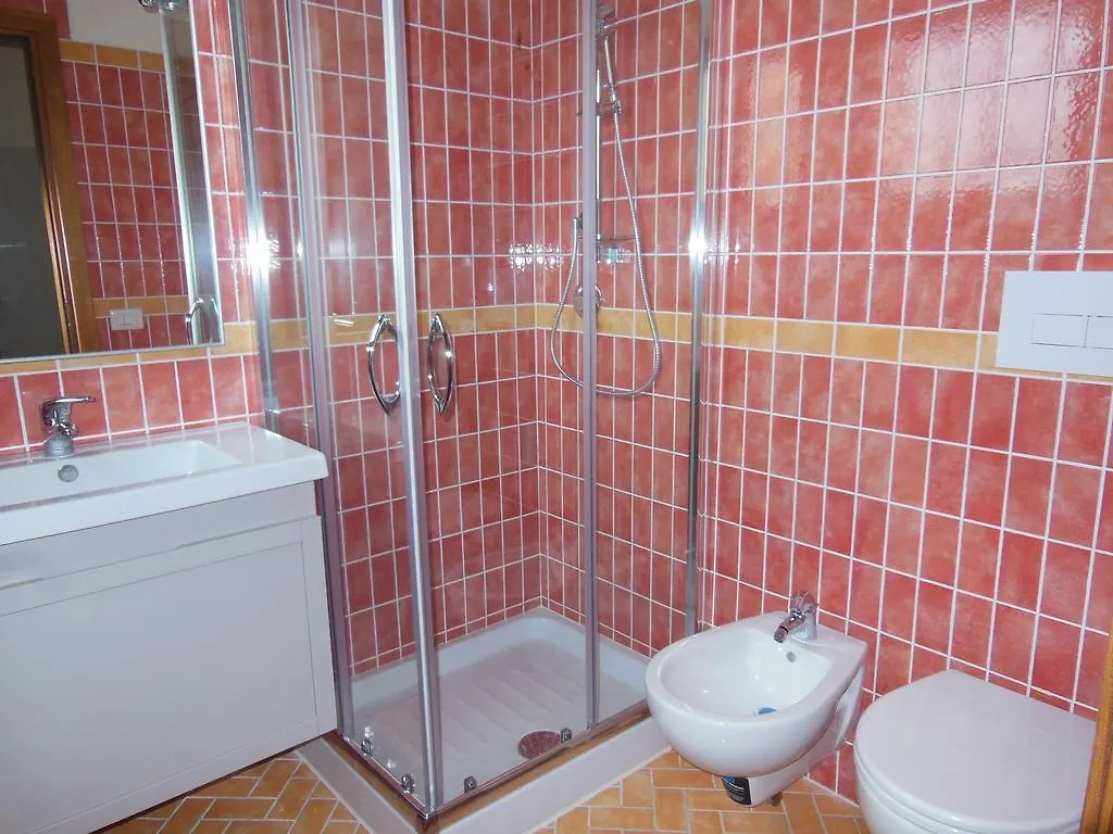 Bed & Breakfast B&B Pettirosso San Teodoro Italy