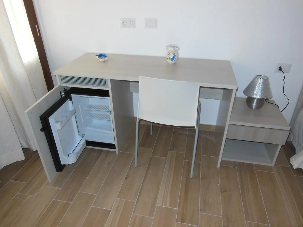 B&B Pettirosso San Teodoro San Teodoro (Sardinia)