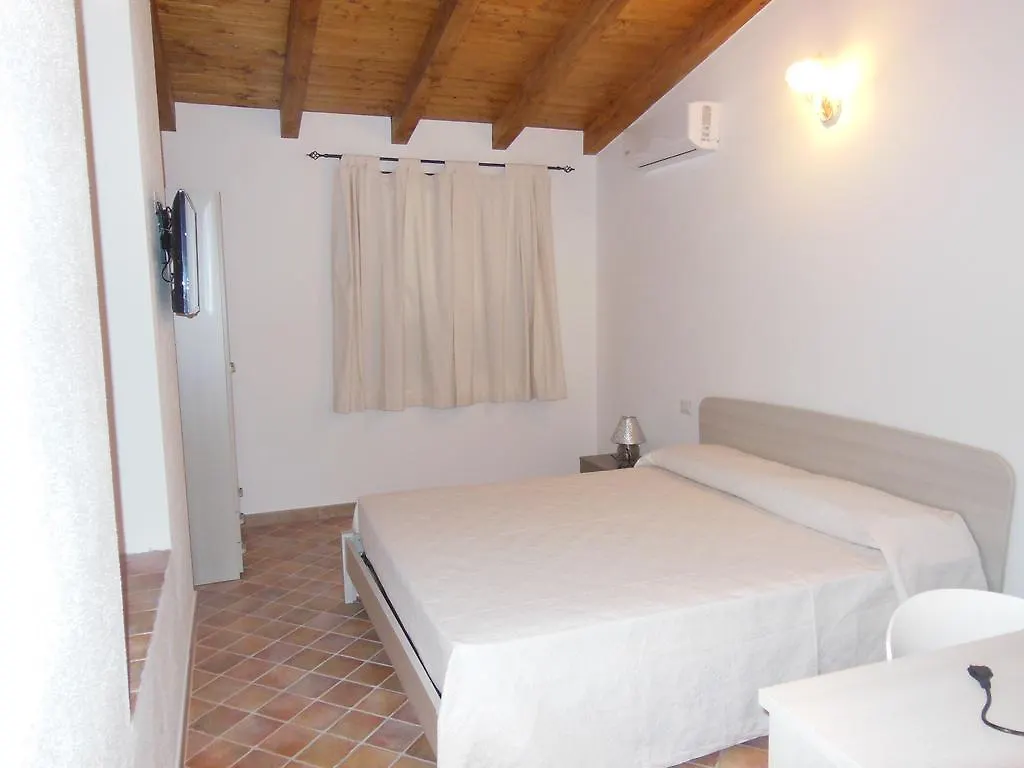 B&B Pettirosso San Teodoro San Teodoro (Sardinia)