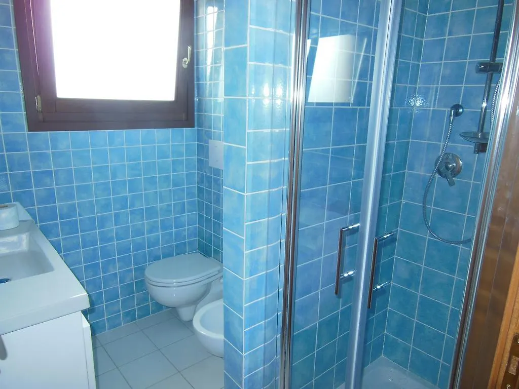 B&B Pettirosso San Teodoro  Bed and Breakfast San Teodoro (Sardinia)