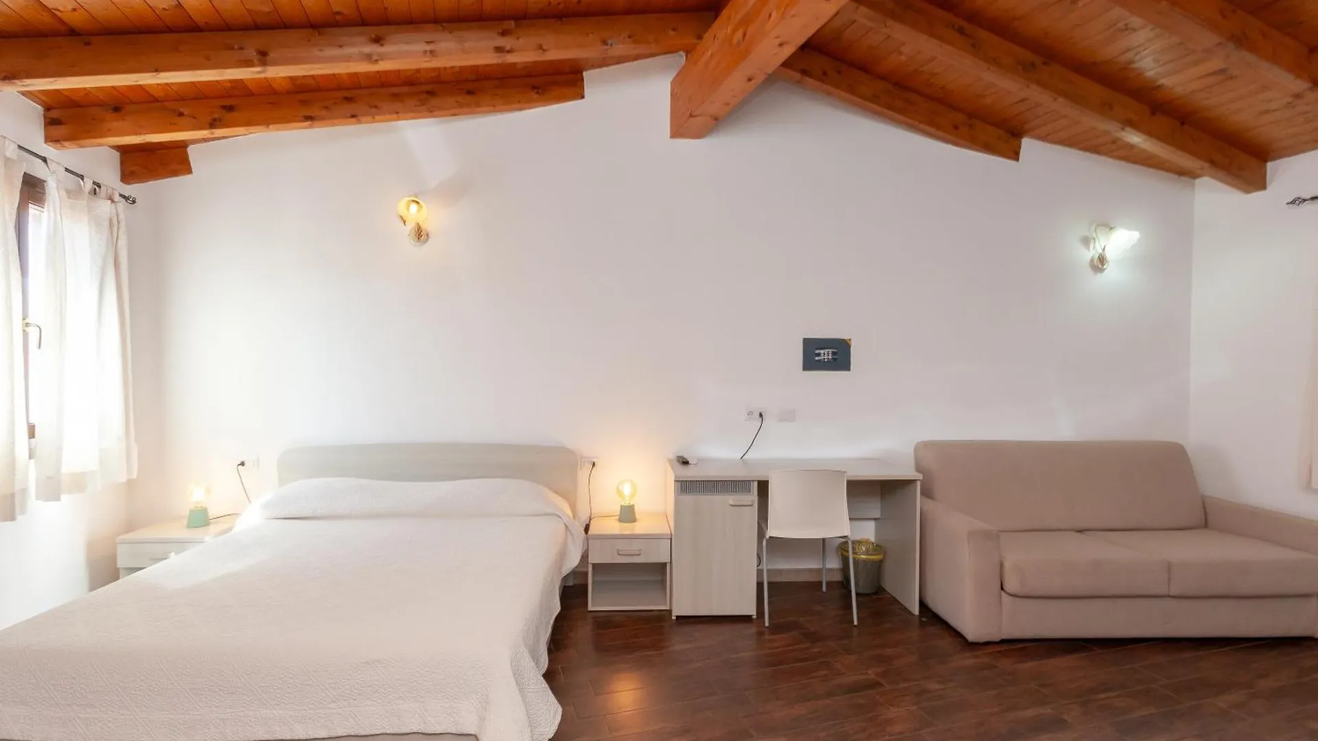 B&B Pettirosso San Teodoro San Teodoro (Sardinia)
