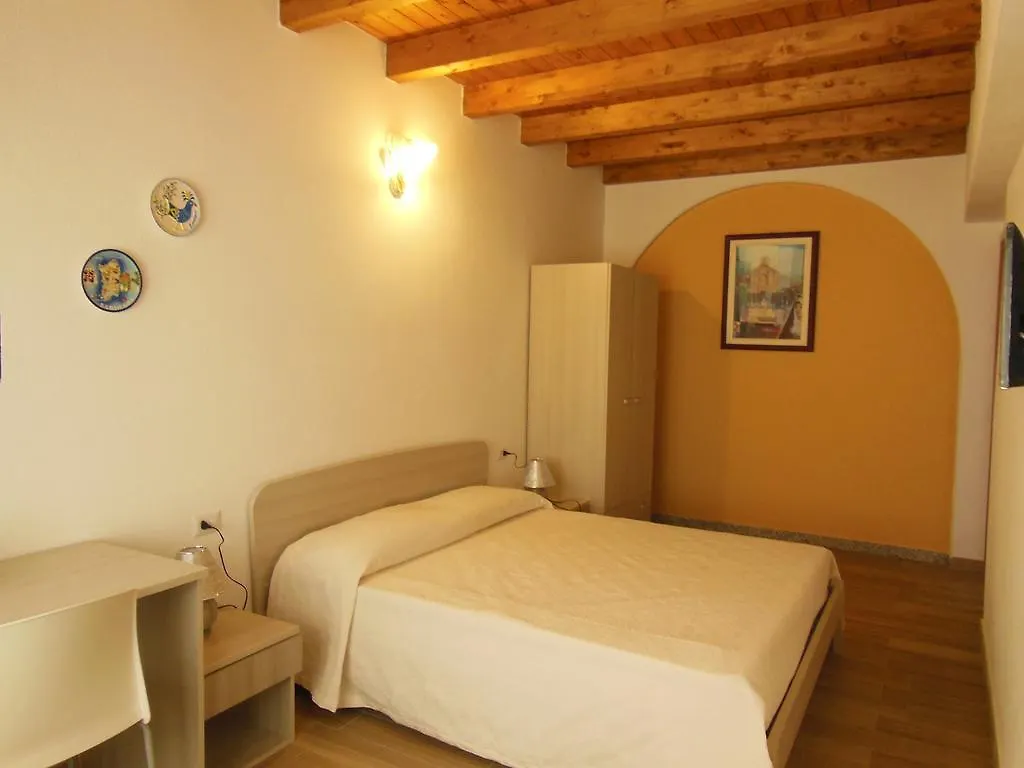 B&B Pettirosso San Teodoro
